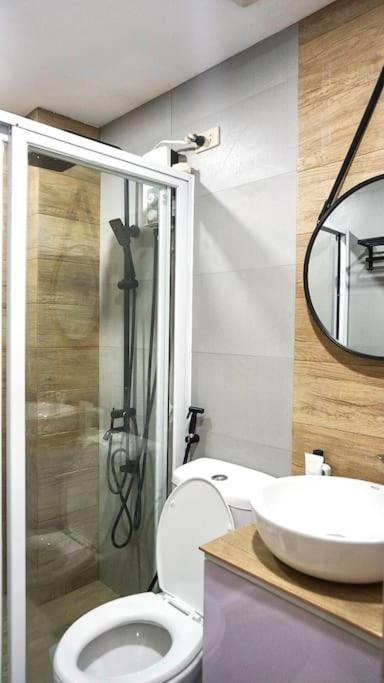 The Fika Room Near Mnl Airport - Scandi Studio Unit With Fast Wi-Fi & Netflix - Read Full Property Desc Before Booking Манила Екстериор снимка