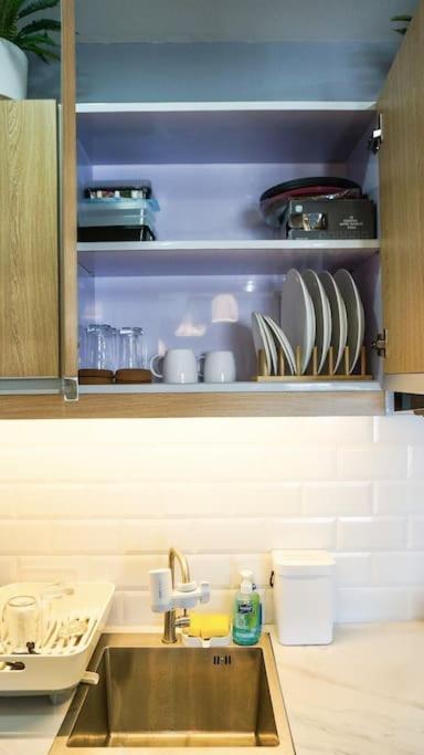 The Fika Room Near Mnl Airport - Scandi Studio Unit With Fast Wi-Fi & Netflix - Read Full Property Desc Before Booking Манила Екстериор снимка
